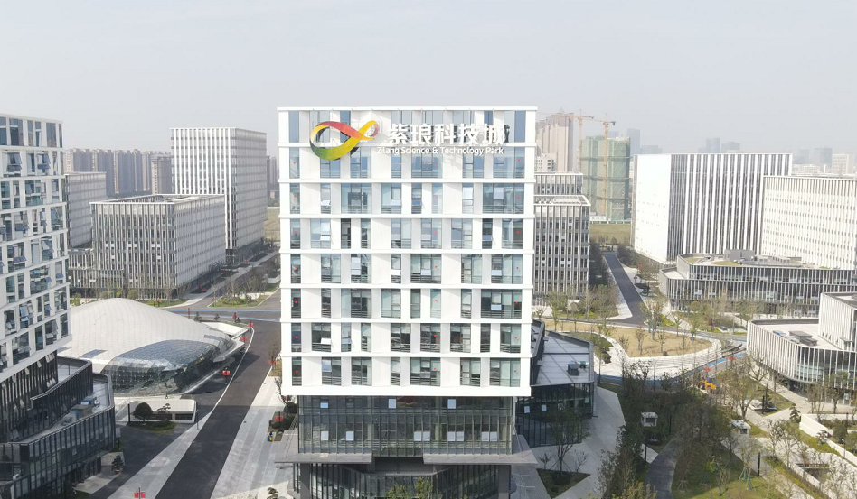 案例 |  南通紫琅科技城停车场导航系统